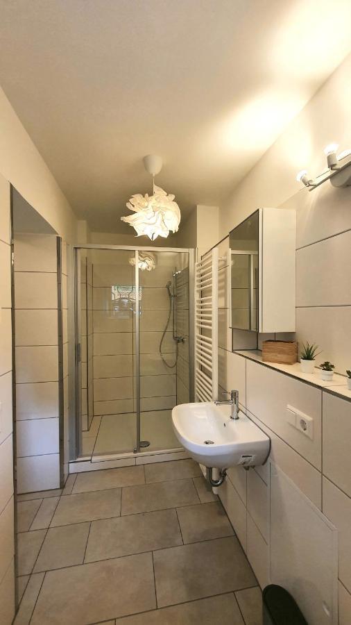 Pineapple Apartments Dresdner Heide Mit Garten Dresden Dış mekan fotoğraf