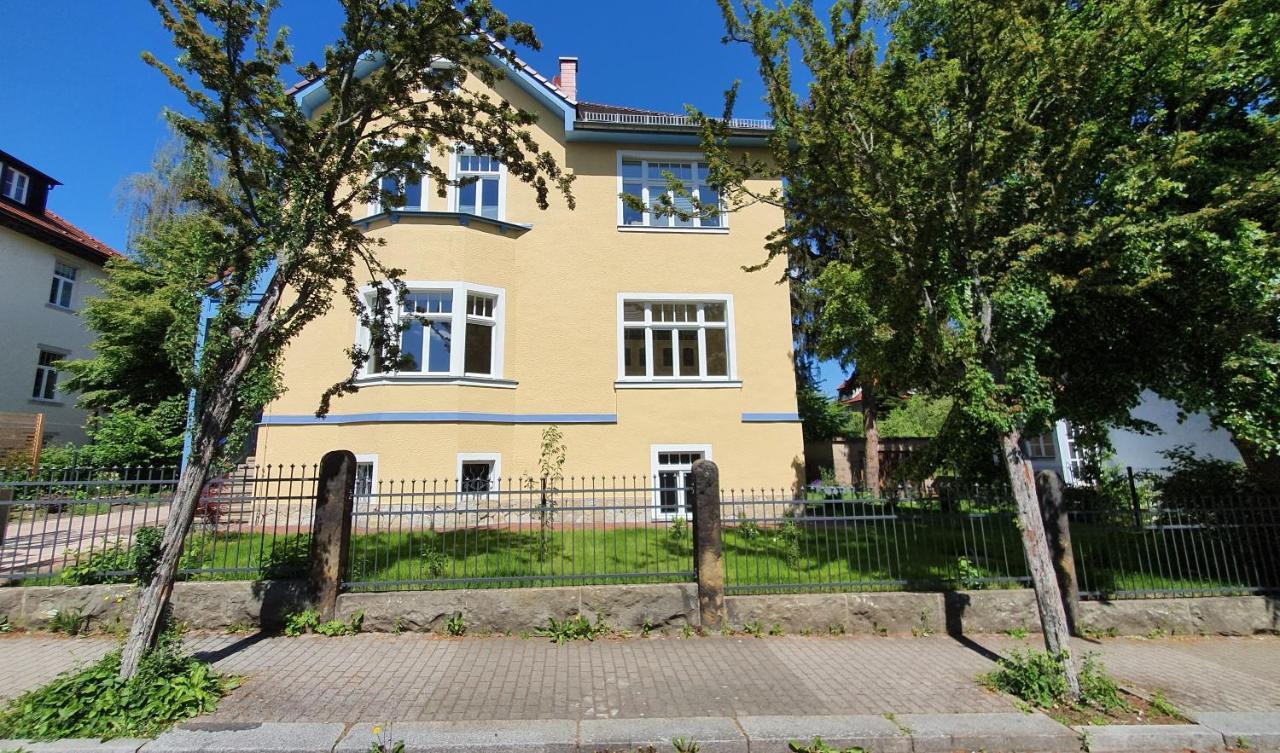 Pineapple Apartments Dresdner Heide Mit Garten Dresden Dış mekan fotoğraf